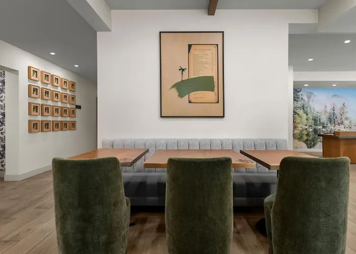 The Inelle, Oakhurst Yosemite, A Tribute Portfolio Hotel